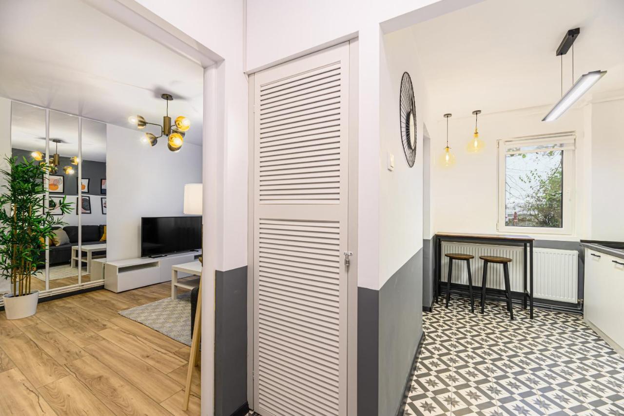 Travelers Hideout - Central Apartment Braşov Exterior foto